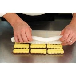 Moule Silicone Barre Ondulée Snack 9 X 3 Cm X H 1,9 Cm (x15) Pavoni -pavoni shop moule silicone barre ondulee snack 9 x 3 cm x h 19 cm x15 pavoni 3