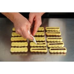 Moule Silicone Barre Snack 9 X 3 Cm X H 1,9 Cm (x15) Pavoni -pavoni shop moule silicone barre snack 9 x 3 cm x h 19 cm x15 pavoni 4